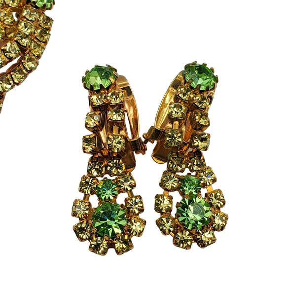 Citrine Green Rhinestone Jewelry Set Brooch Clip Earrings Gold Tone Demi Vintage - Picture 5 of 8